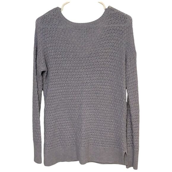 American Eagle Gray Open Knit V-Neck Pullover Sweater Women’s Size Small - Picture 2 of 4